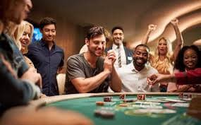 Filipino enjoying basketball betting on 9400 mobile app